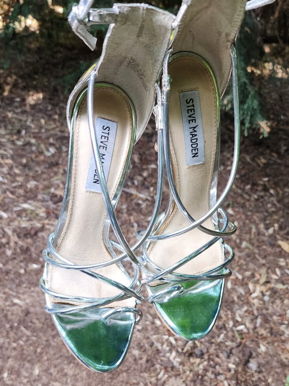 EUC Steve Madden 8.5 Women's Satya Chrome Silver high heels